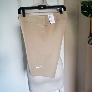 Nike Sand Biker Shorts Size Large NEW!